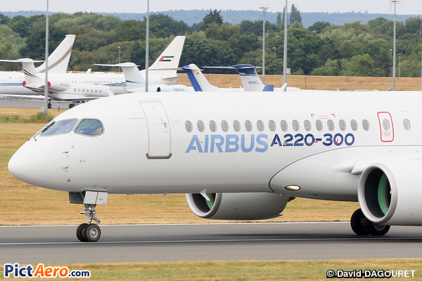 Airbus A220-300 (Airbus Industrie)