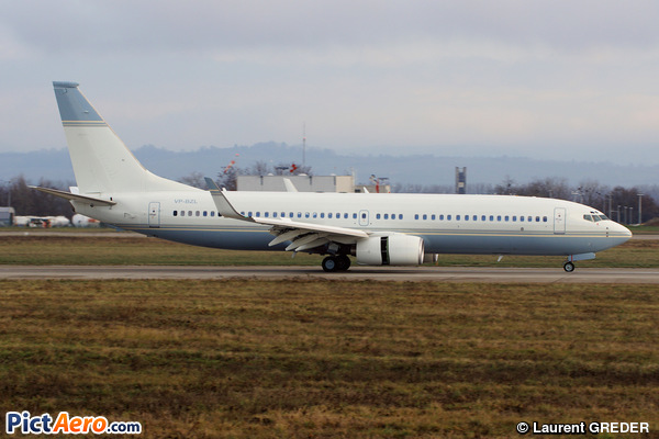 Boeing 737-8DV/BBJ2 (Lowa)
