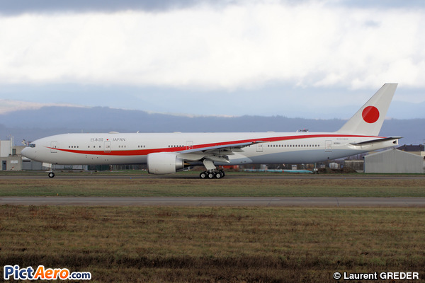 Boeing 777-3SB/ER (Japan - Air Self-Defense Force (JASDF))