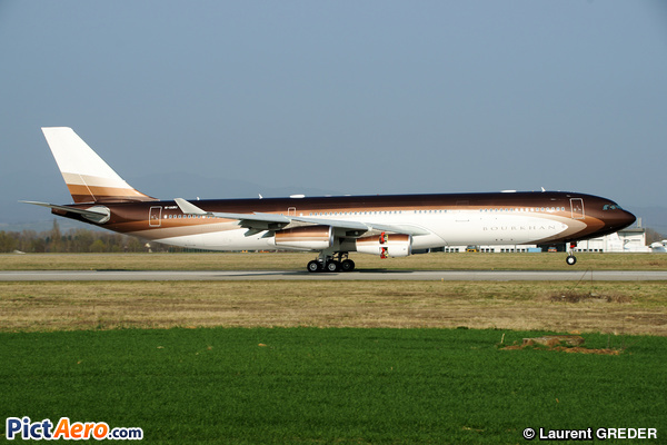 Airbus A340-313X (Klaret aviation)