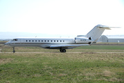 Bombardier BD-700 1A10 Global Express XRS (CS-DTW)