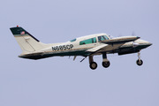 Cessna 310Q (N685CP)