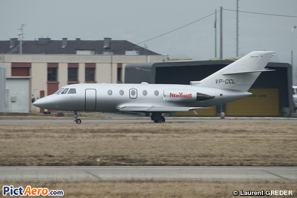 Dassault Falcon 200 (Aerowind Ltd.)