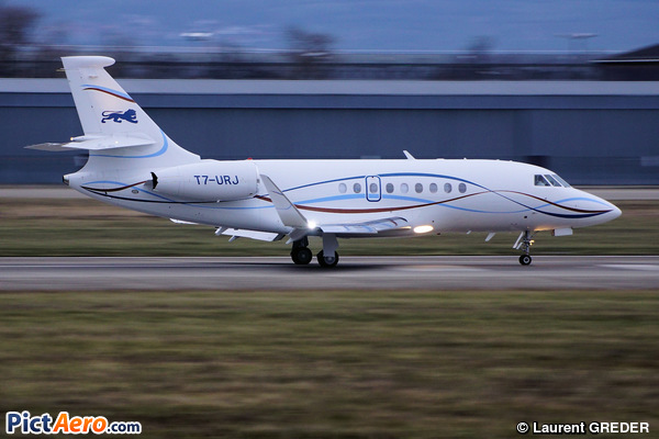 Dassault Falcon 2000LX (Execujet Middle East)
