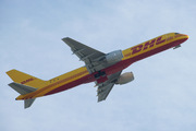 Boeing 757-236/SF (D-ALEI)