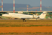 Bombardier Challenger 850 (Canadair CL-600-2B19 Challenger 850) (OE-IKG)