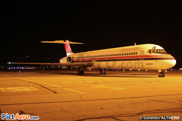 McDonnell Douglas MD-82 (DC-9-82) (Danish Air Transport (DAT))