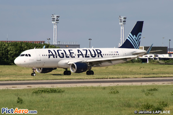 Airbus A320-214/WL (Aigle Azur)
