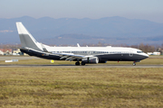 Boeing 737-8LX (D-AXXX)