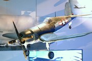 Vought F4U-4 Corsair (833)