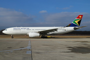 Airbus A330-243 (ZS-SXU)