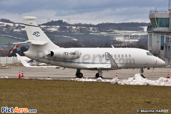 Dassault Falcon 2000LX (Corporate Jet Lebanon Ltd)
