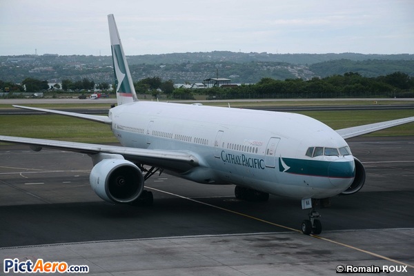 Boeing 777-267 (Cathay Pacific)