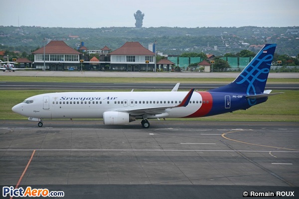 Boeing 737-86N/WL (Sriwijaya Air)