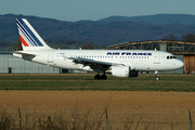 Airbus A319-113 (F-GRHA)