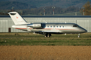 Canadair CL-600-2B16 Challenger 605 (OE-INN)