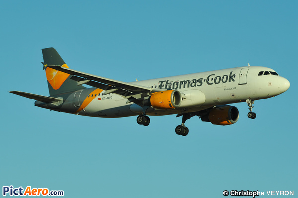 Airbus A320-212 (Thomas Cook Airlines Balearics)