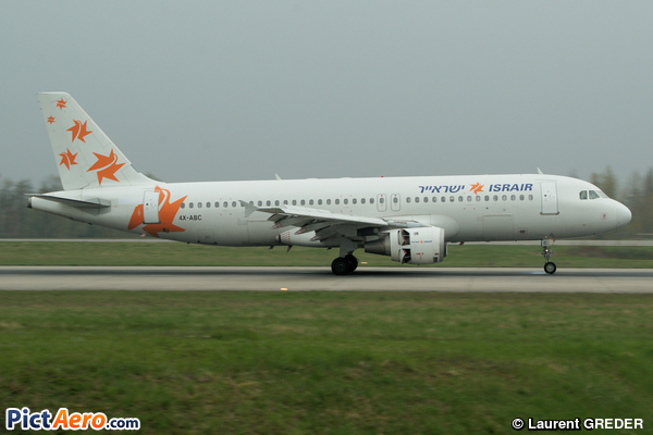 Airbus A320-211 (Israir)