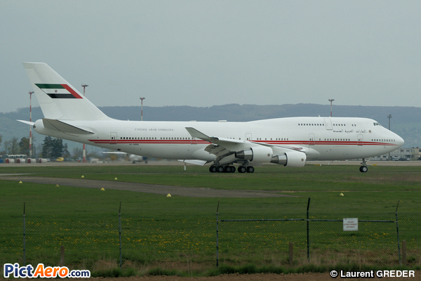 Boeing 747-422 (United Arab Emirates - Abu Dhabi Amiri Flight)
