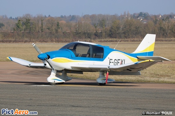 Robin DR-400-160 (Aéroclub de la vallée du Loing Georges Villette)