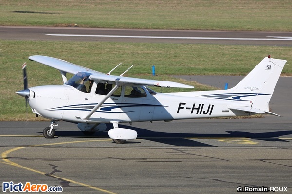 Cessna 172S (Aston Fly)
