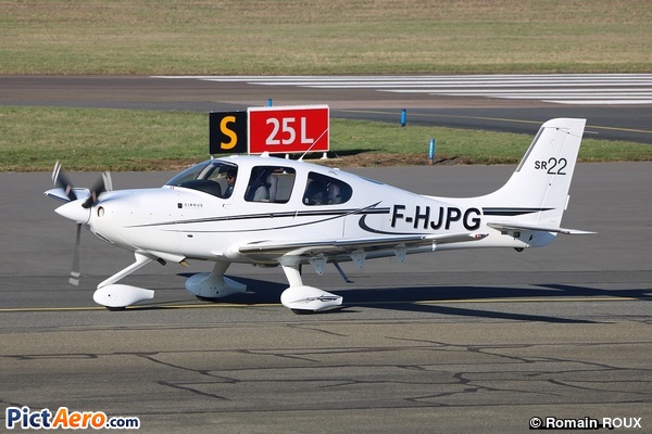 Cirrus SR-22 (FPG Aviation)