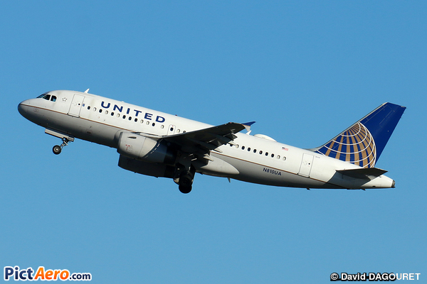 Airbus A319-131 (United Airlines)
