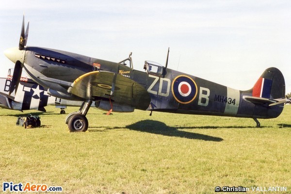 Supermarine Spitfire MkIXB (The Old Machine Company)