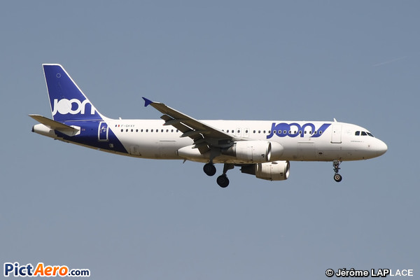 Airbus A320-211 (Joon)