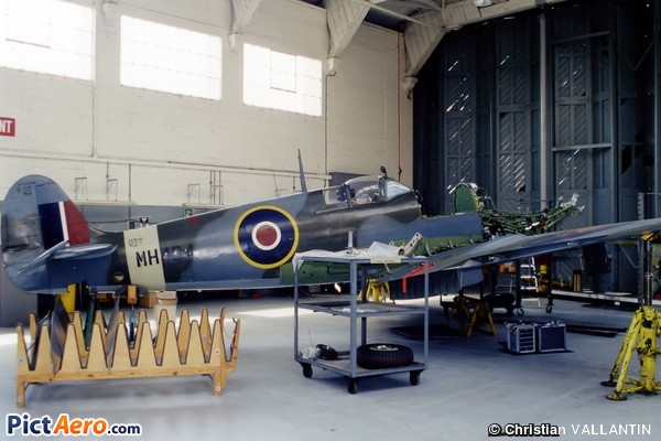 Supermarine Spitfire MkIXB (The Old Machine Company)
