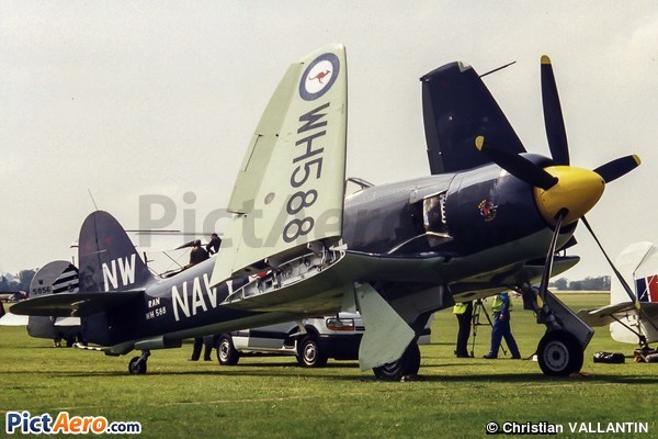 Hawker Sea Fury FB-11 (Private / Privé)
