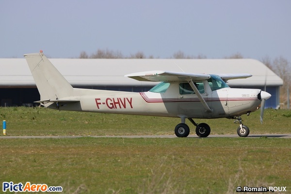 Cessna 152 (Union des Pilotes Civils de France)