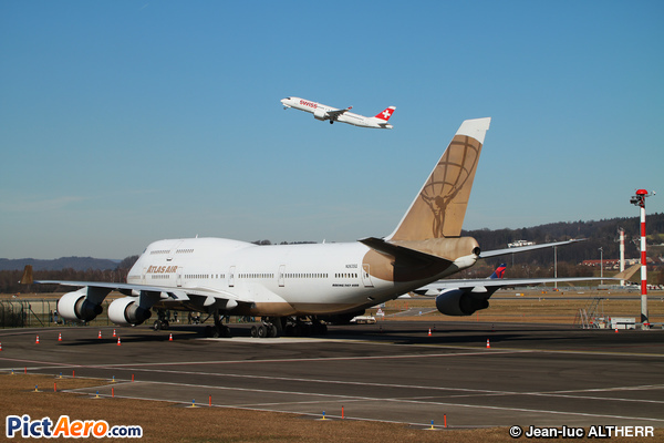 Boeing 747-481 (Atlas Air)