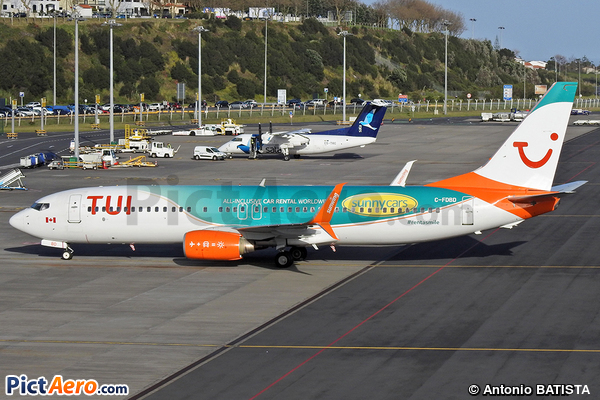 Boeing 737-8Q8 (Sunwing Airlines)