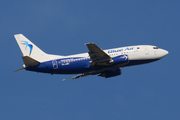 Boeing 737-530 (YR-AMC)