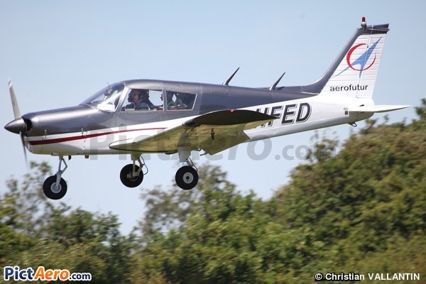 Piper PA-28-140 Cherokee F (Aérofutur)