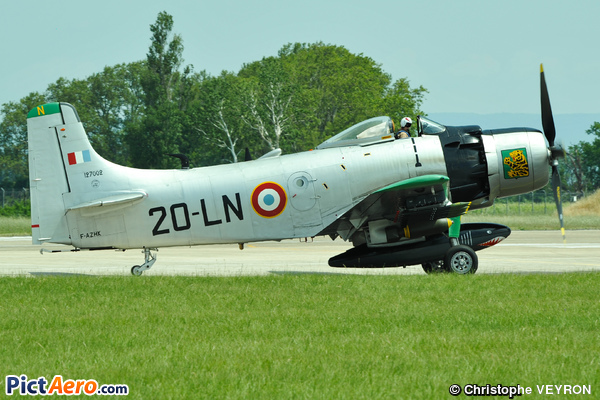 Douglas AD-4N Skyraider (Association française pour la recherche et le maintien en vol d'avions historiques)