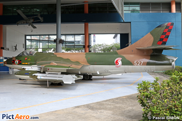 Hawker Hunter FGA74S (Singapore - Air Force)