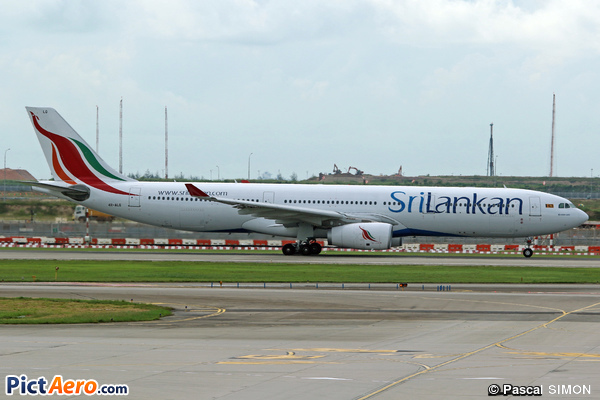 Airbus A330-343E (Srilankan Airlines)