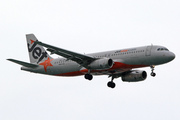Airbus A320-232 (9V-JSH)