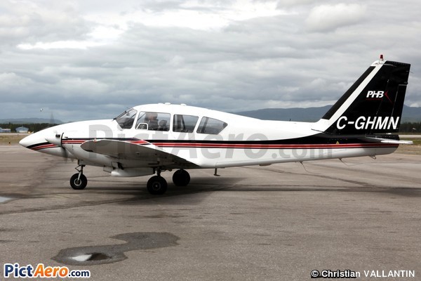 Piper PA-23-250 Aztec C (Aerophoto.Inc)