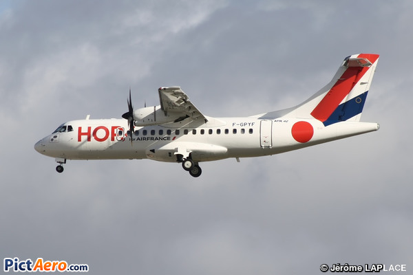 ATR 42-500 (HOP!)