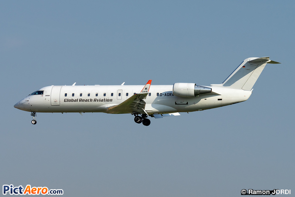 Bombardier CRJ-200LR (Global Reach Aviation)