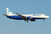 Boeing 737-430 (YR-BAS)