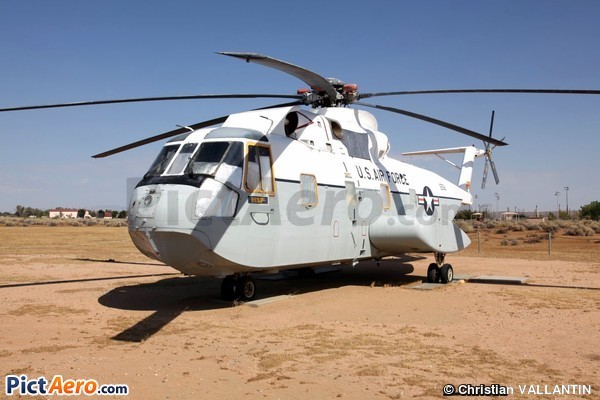 Sikorsky JCH-3E (Edwards AFB Air Force Flight Test Museum)