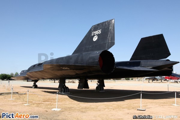 Lockheed SR-71A (Edwards AFB Air Force Flight Test Museum)