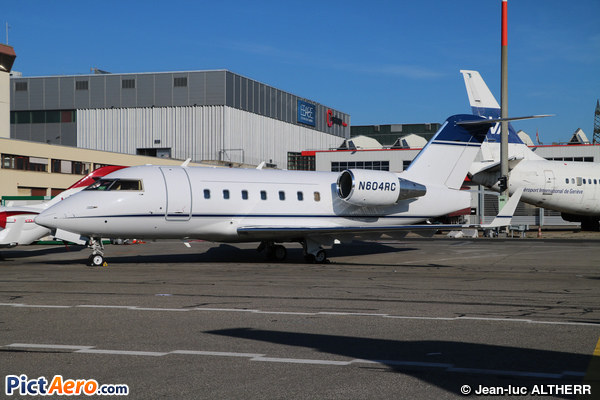 Canadair CL-600-2B16 Challenger 604 (Rockwell Collins Leasing)