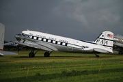 Douglas DC-3 C (NC-33611)