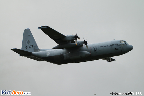 Lockheed C-130H-30 Hercules (L-382T) (Netherlands - Royal Air Force)