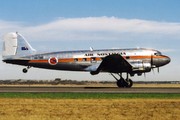 Douglas DC-3C-R-1830-90C Skytrain (VH-TMQ)